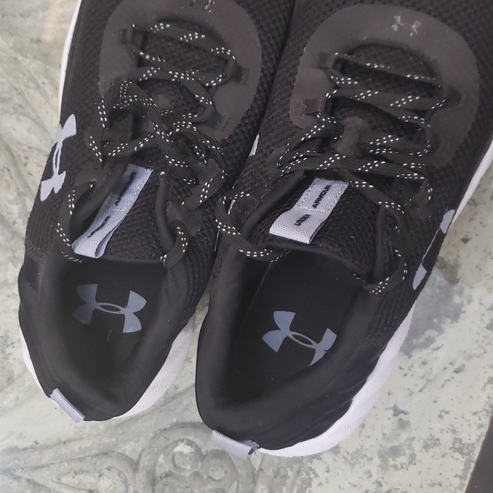 Under Armour Charged Womens Shoe Lace Up Sneakers Black Trainers Size 9.5 - Picture 9 of 11